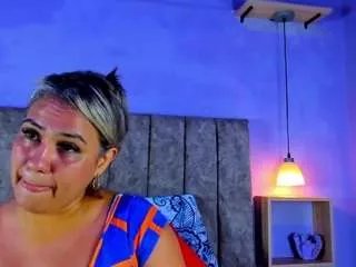 Offline anyeldolly on CamSoda