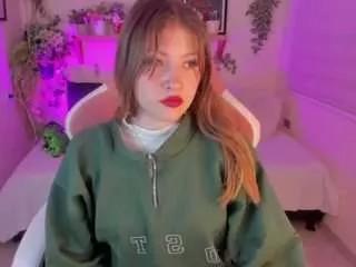 anyeliic on CamSoda 
