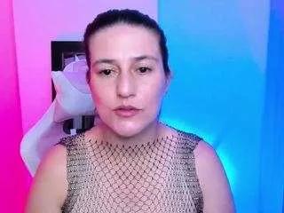 april-johnson on CamSoda 