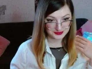 Offline arieltasty on CamSoda