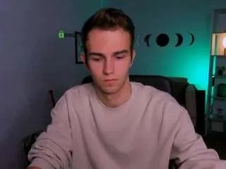 Offline astren-villo on CamSoda