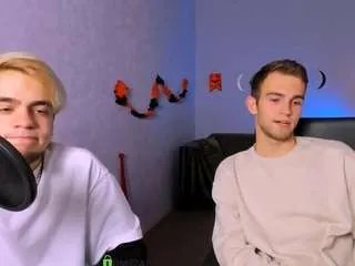 Offline astren-villo on CamSoda