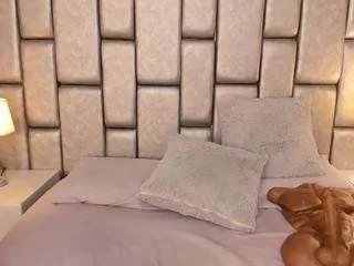 Offline atinxnaugthy on CamSoda