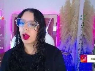 Offline aurora-brown on CamSoda