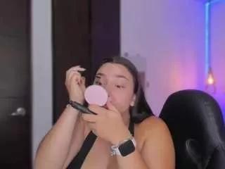 avalodge on CamSoda 
