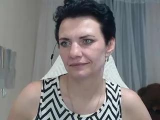 Offline avasaturnian on CamSoda