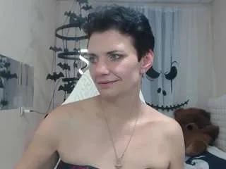 Offline avasaturnian on CamSoda