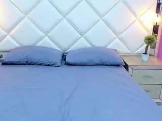 azahaaraa on CamSoda 