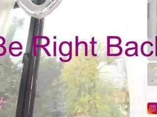 Freechat bella-posh on CamSoda