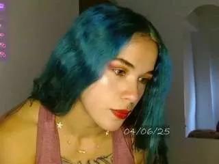 bellart1 on CamSoda 