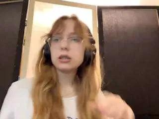 Freechat bellcromuel on CamSoda