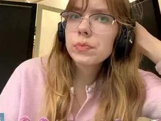 Freechat bellcromuel on CamSoda