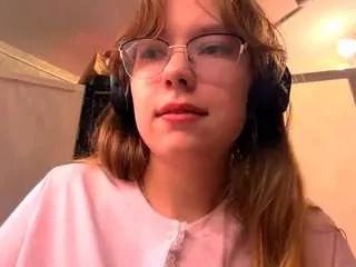 Freechat bellcromuel on CamSoda