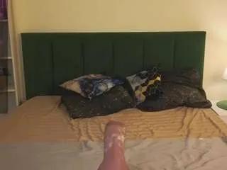 Freechat bonnie-whitee on CamSoda