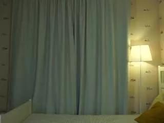 brimladfeathers on CamSoda 
