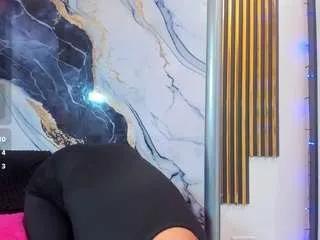 Freechat brittanyy20 on CamSoda