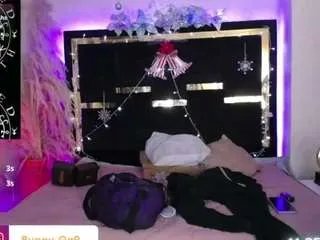 Offline bunny-0 on CamSoda