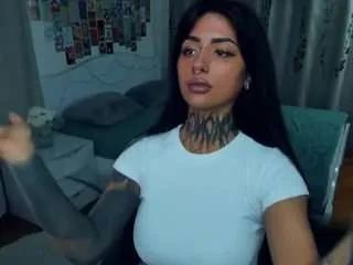 Freechat butterf1y on CamSoda