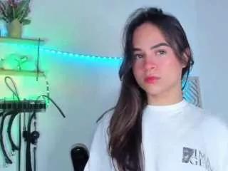 camificher on CamSoda 