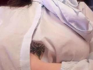 Freechat camiiowo on CamSoda