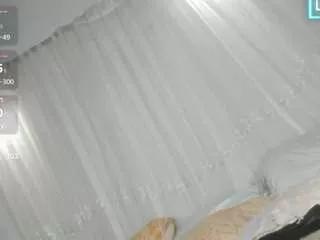 camila-hott1 on CamSoda 