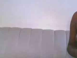 candyfoxie on CamSoda 