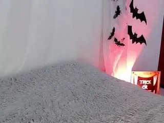 Offline carolinne on CamSoda