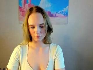 Offline casey-sweeet on CamSoda