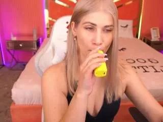Offline cassandragood on CamSoda
