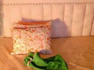 Offline chantal-quinn on CamSoda