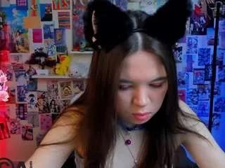 chio-mio on CamSoda 