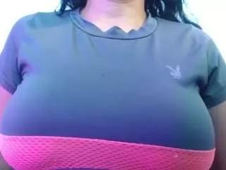 chloee-hott on CamSoda 