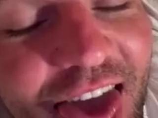 chuckboonesk8 on CamSoda 