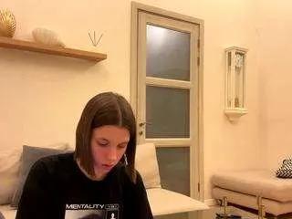 Freechat clairepatel on CamSoda