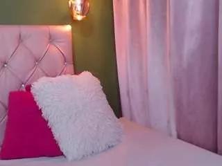 claudiacole on CamSoda 