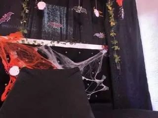 Offline cloeesaenz on CamSoda