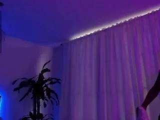 coco-kiiss on CamSoda 
