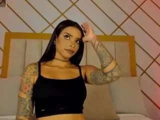 cocodamoree on CamSoda 