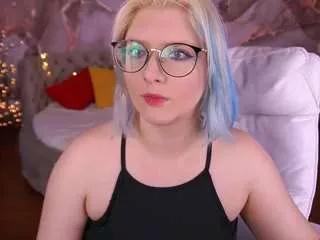 cooltatiss on CamSoda 