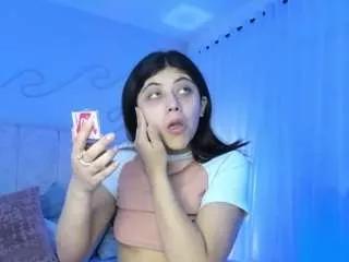 corinne-benson on CamSoda 