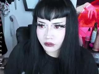 Offline cristal-kosh on CamSoda