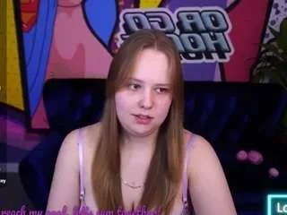 Offline crystallpaws on CamSoda