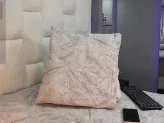 cutearii on CamSoda 