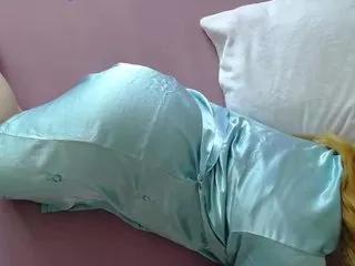 cutielilly24 on CamSoda 