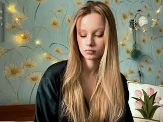 Freechat cwenbardy on CamSoda