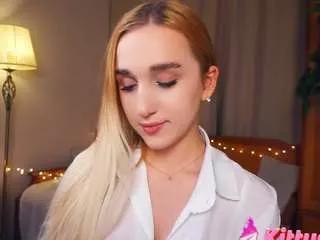 cwenebullins on CamSoda 