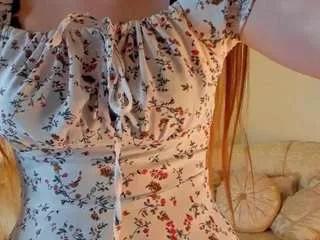 daisyeglin on CamSoda 