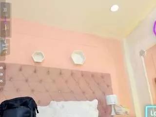 dalaymoore on CamSoda 