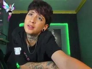 Freechat danteeverdeen on CamSoda