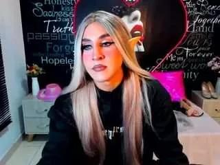 darianagio on CamSoda 